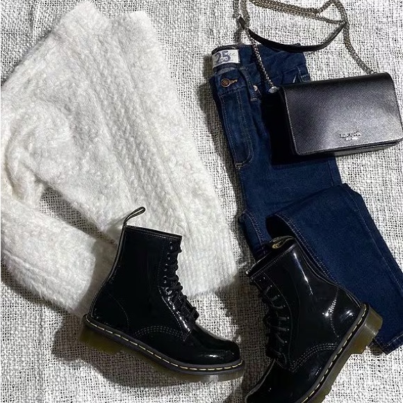 Dr. Martens
Women's 1460 Classic Patent Leather Combat Boots - Picture 2 of 9